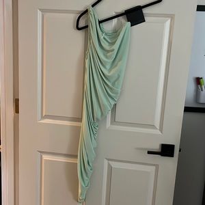 Brand new light green norma kamali diana dress. This is the short version.